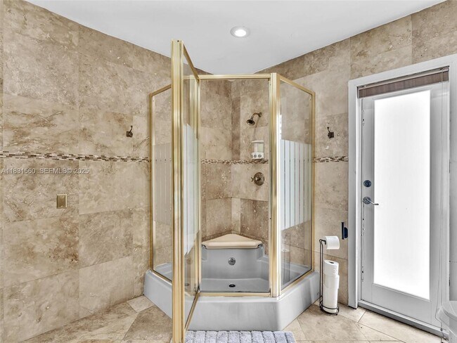 Building Photo - 413 Tamarind Dr