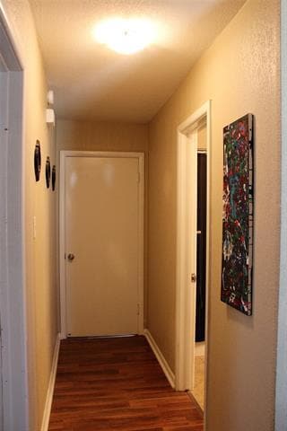 Building Photo - 2347 Edgemont Dr