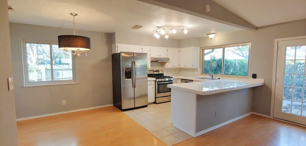Building Photo - 10302 Stubble Quail Cir