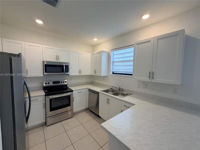 Building Photo - 13389 SW 287th St