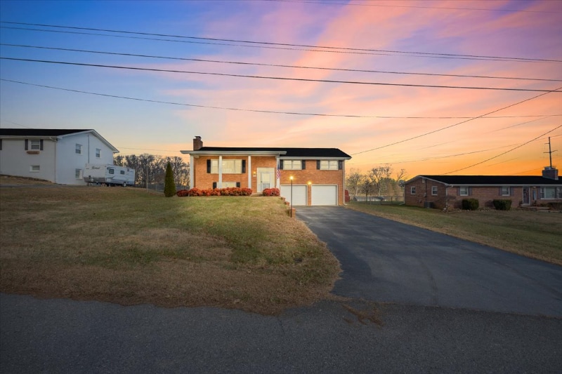 Building Photo - 122 Bright Ridge Dr