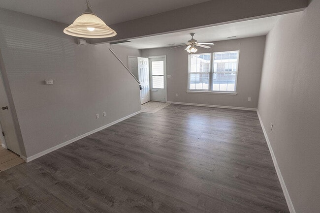 Building Photo - 1417 Bodie Dr