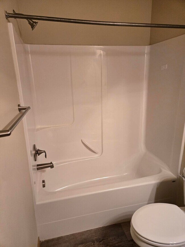 Building Photo - Zero Step Rancher in Deer Park