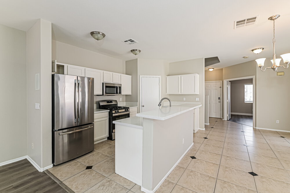 Building Photo - 5912 Crumbling Ridge St