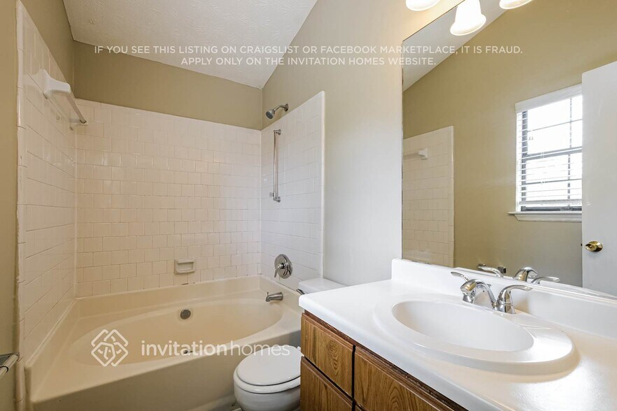 Building Photo - 5255 Sugar Crest Dr