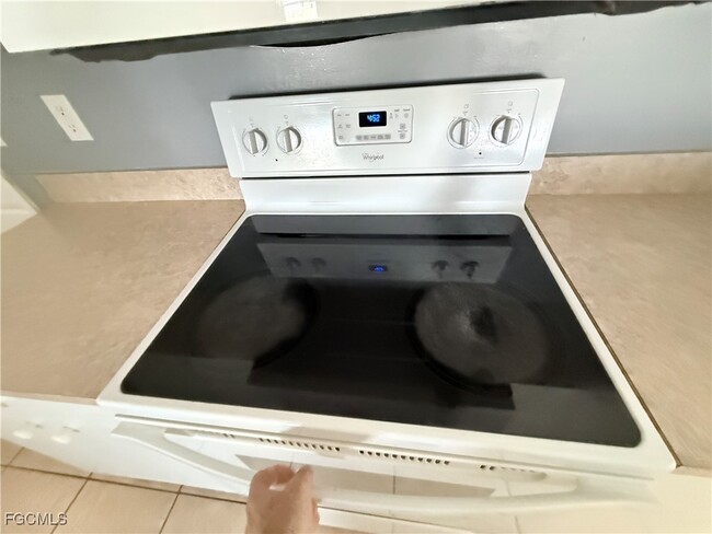 Building Photo - 3030 33rd St SW