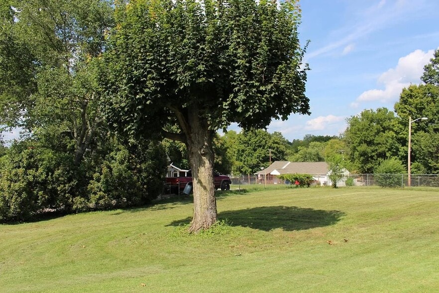 Building Photo - 1745 Allen Ave