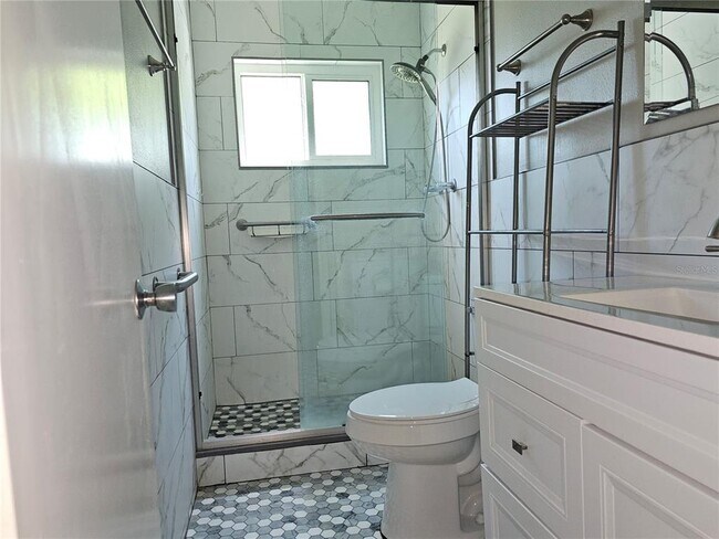 Building Photo - 2321 Ecuadorian Way