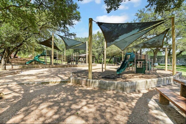 Building Photo - 6808 Luckenbach Ln