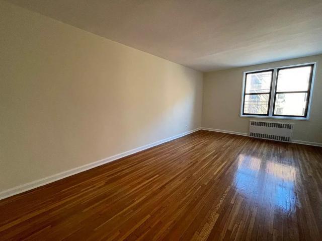 Primary Photo - 1 bedroom in JACKSON HEIGHTS NY 11372