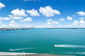 Primary Photo - 520 Brickell Key Dr