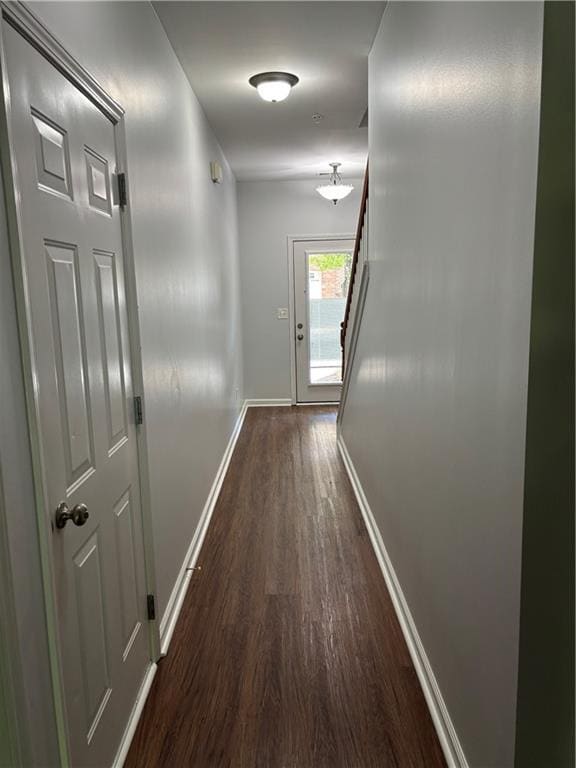 Building Photo - 121 Riverwatch Ct