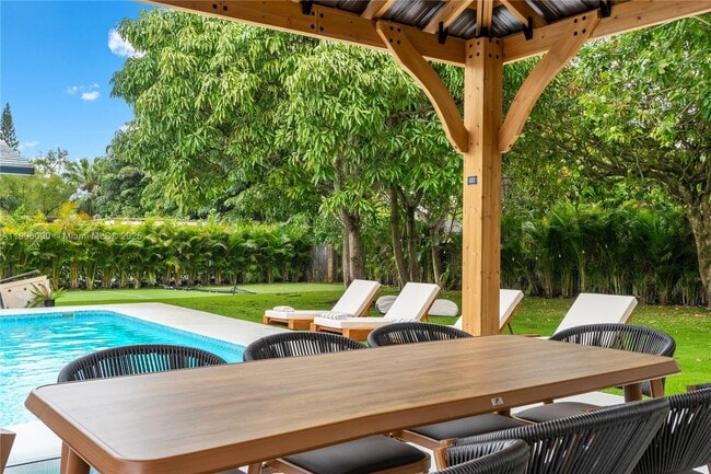 Building Photo - 9600 SW 147th St