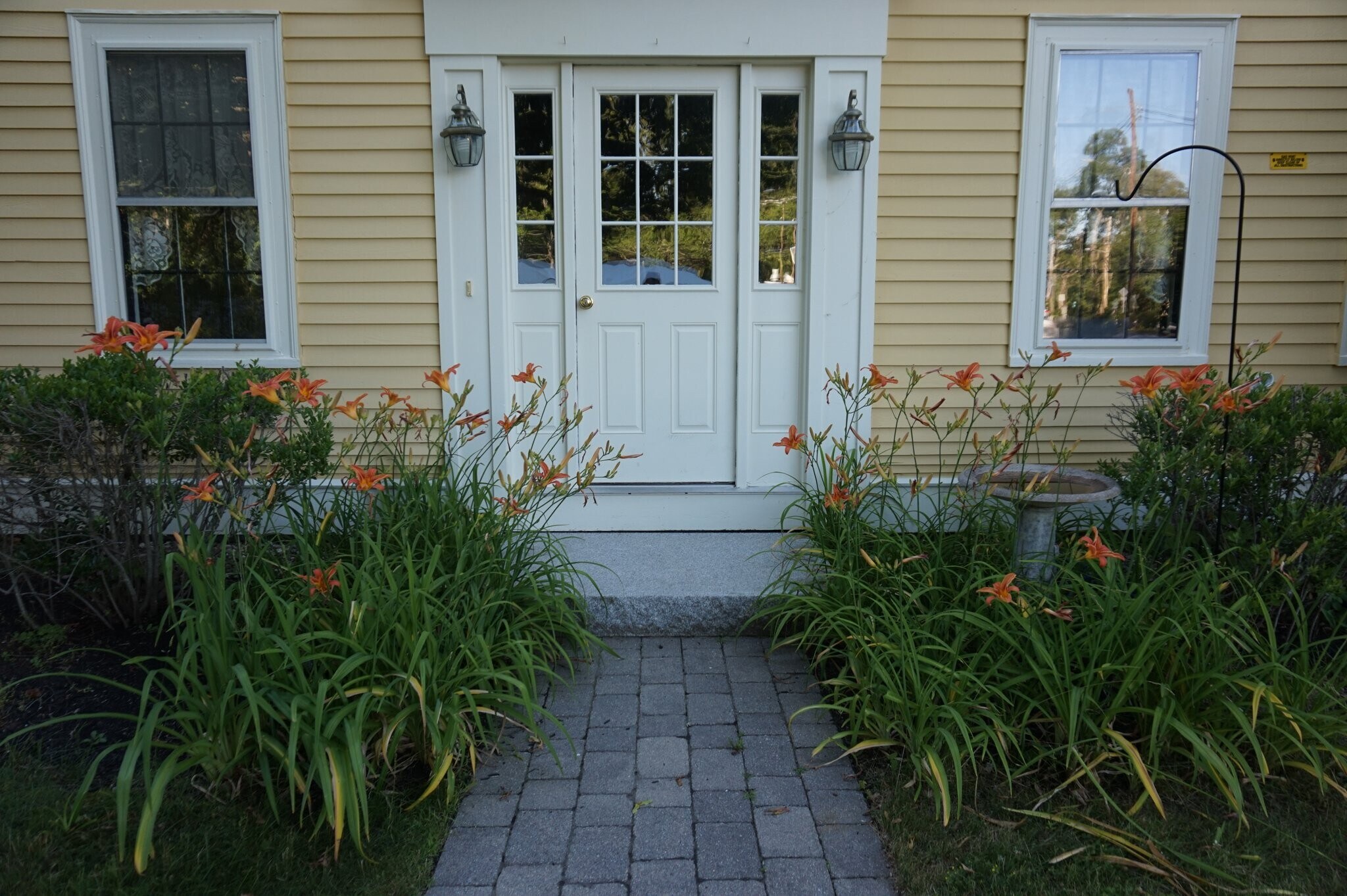 Building Photo - 248 High St