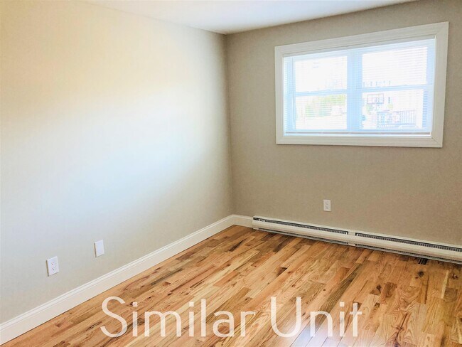 Building Photo - 1023 Mammoth Rd