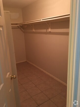 Building Photo - 4003 Santa Susana
