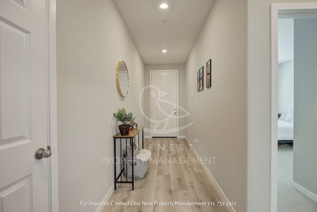 Building Photo - Stunning 4-bedroom, 3-bathroom Home in the heart of Lincoln!
