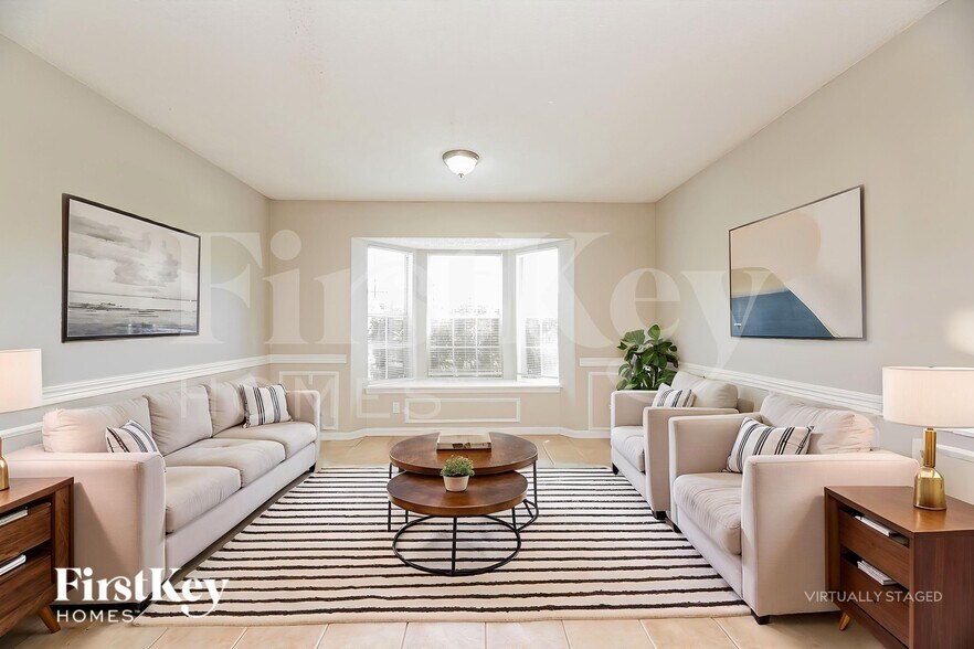 Building Photo - 12621 Ashmore Green Dr