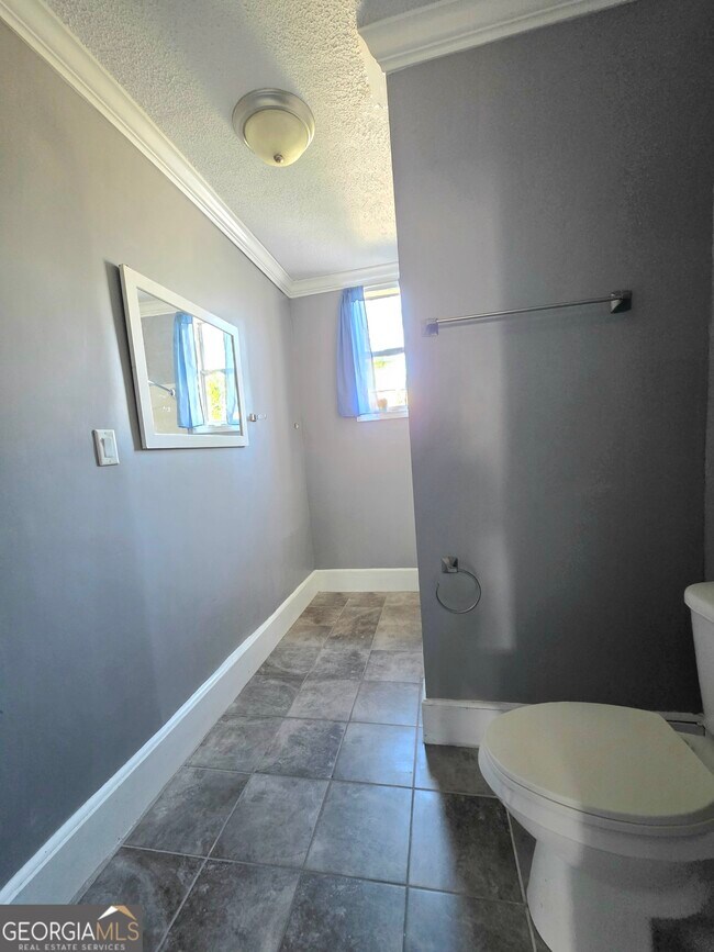 Building Photo - 1492 Virginia Ave