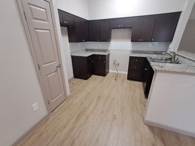 Building Photo - 11727 Ridge Run Dr