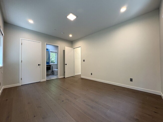 Building Photo - Beautiful 2BD/2BA ADU in Peaceful Portola Valley Setting