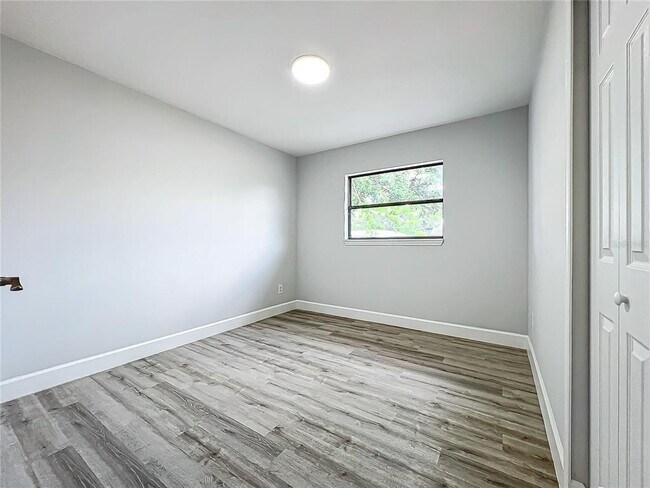 Building Photo - 3230 Caulfield St