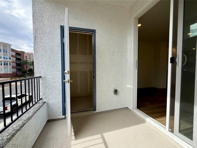 Building Photo - 5824 Wisteria Walk St