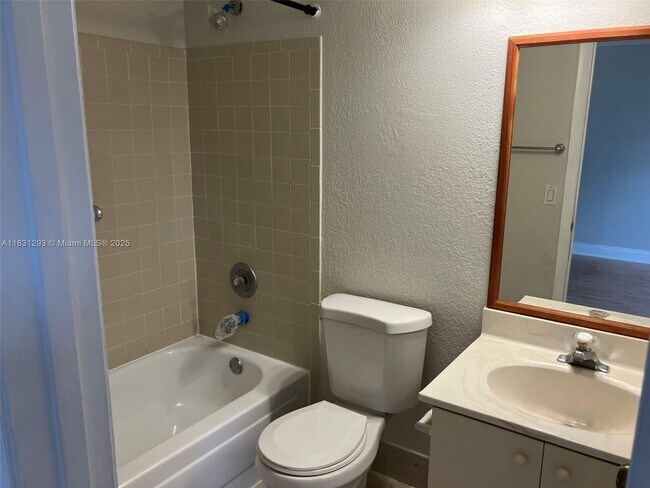 Building Photo - 13036 SW 88th Terrace N