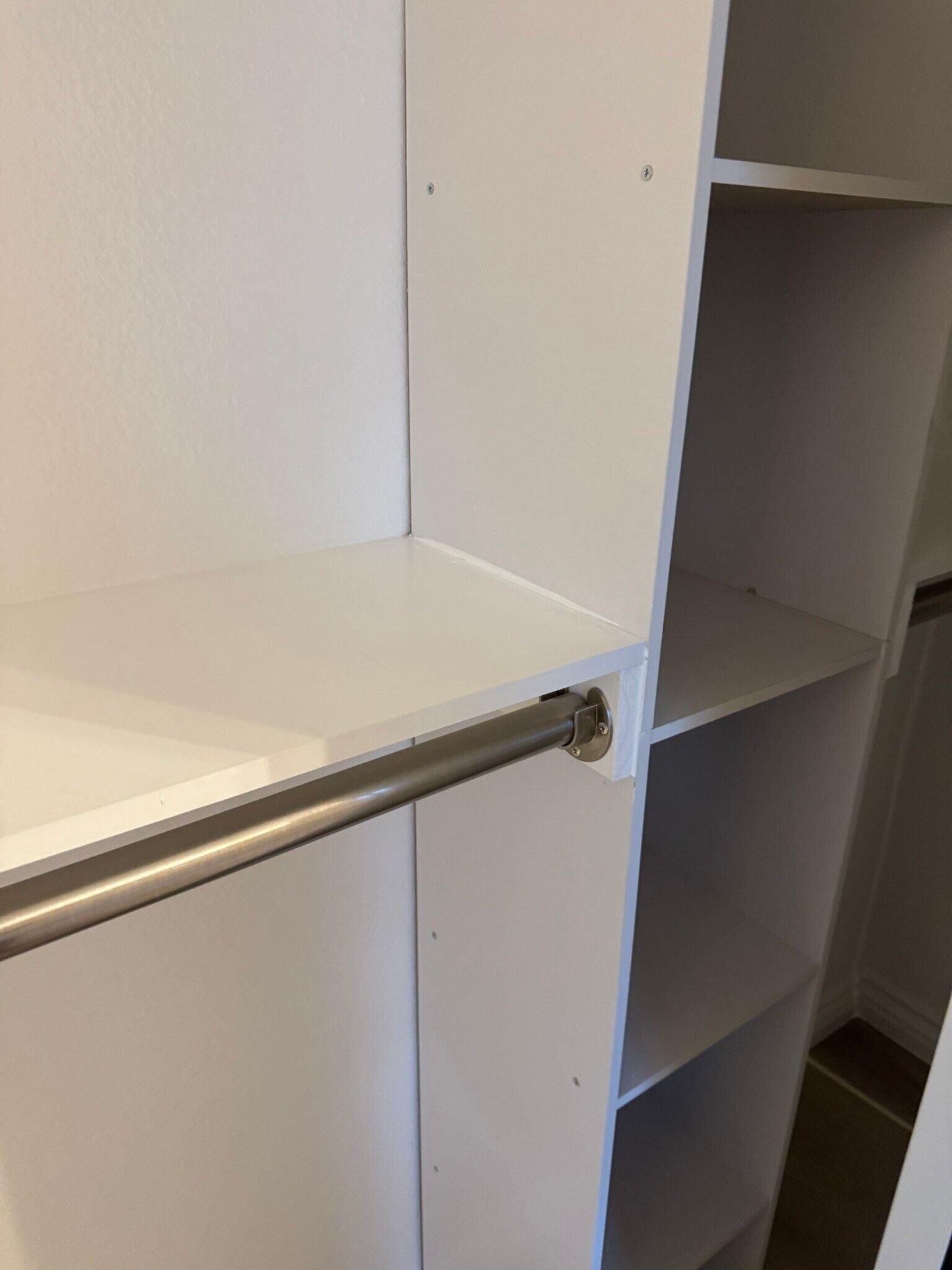 Building Photo - 374 N Ave 57