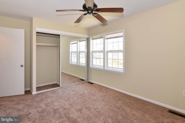 Building Photo - 12345 Woodlawn Ct