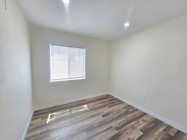 Building Photo - NEW 2 bedroom / 1 bathroom ADU in the city...