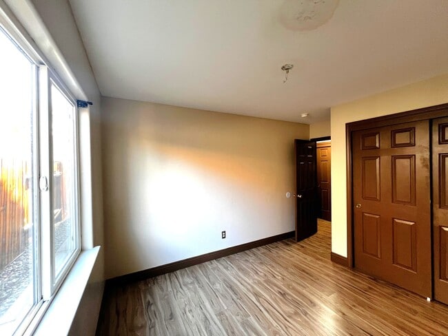 Building Photo - 4211 Rio Viejo Dr