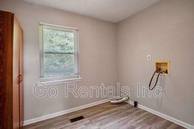 Building Photo - 122 Old Spanish Trail