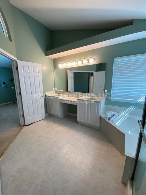 Building Photo - 2209 Tigers Way