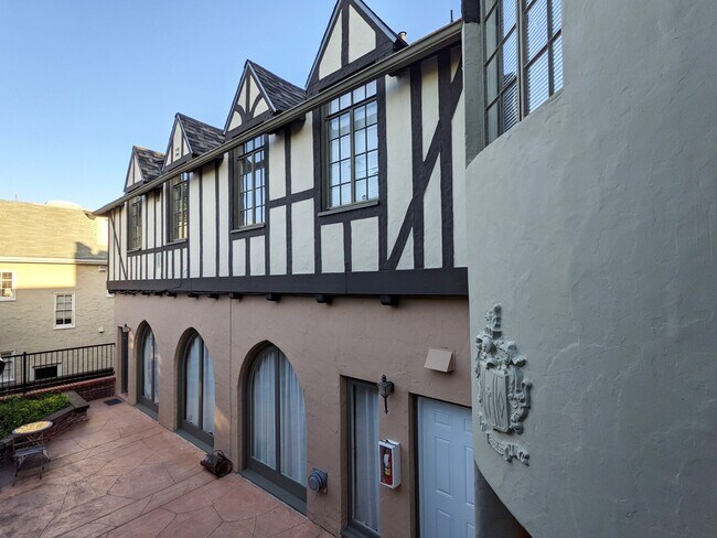 Courtyard view - 2555 Le Conte Ave