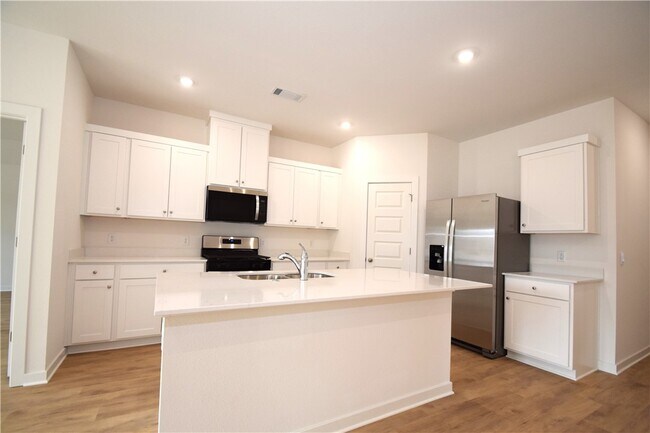 Building Photo - 373 Florida Ave