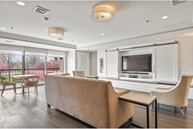 Building Photo - 3920 Mystic Valley Pkwy