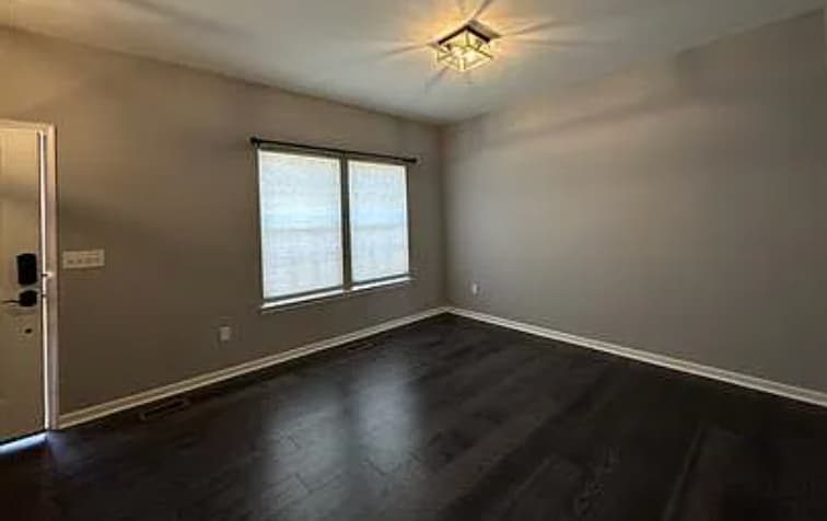 Building Photo - 119 Owls Nest Way