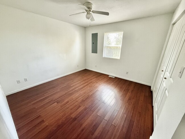 Building Photo - 1208 Grand Ave