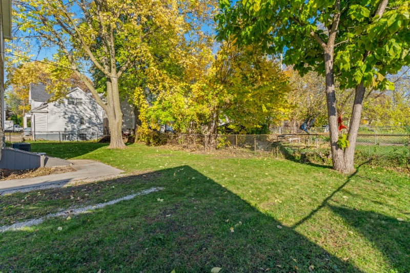 Building Photo - 2138 N Hubbard St