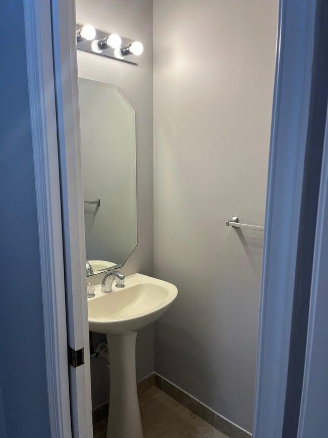 Building Photo - 9357 Osprey Isles Blvd