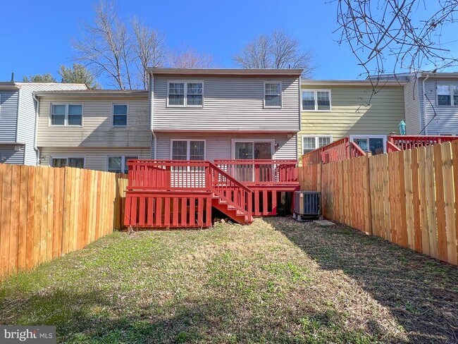 Building Photo - 19920 Waterloo Ct