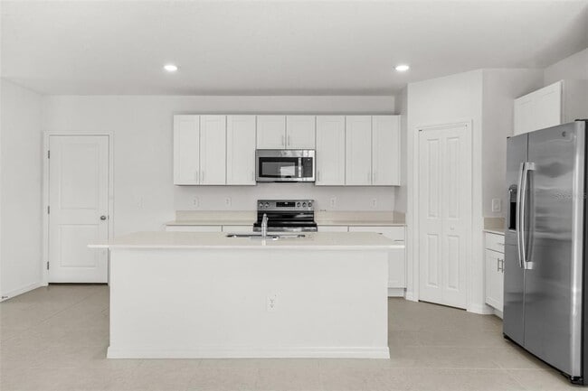 Building Photo - 5767 Purple Finch Ave