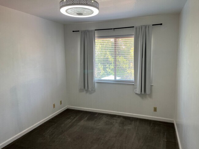 Building Photo - Beautiful East Foothills San Jose Home with Spacious Layout, Large Lot & Prime Location!