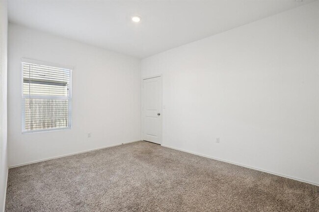 Building Photo - 15312 Sweet Mimosa Dr