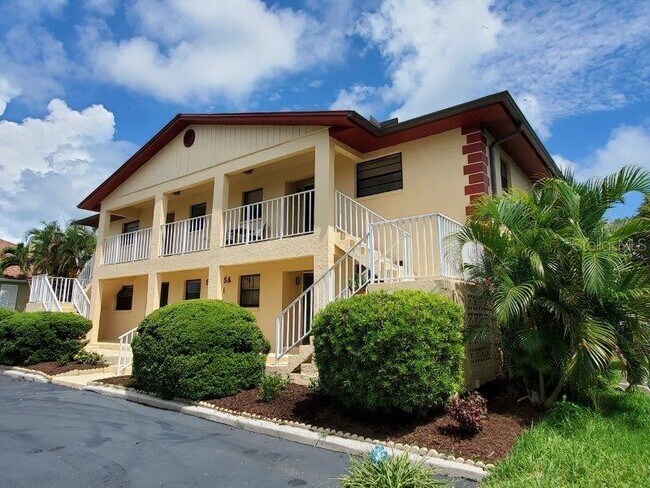 Building Photo - 3768 Bal Harbor Blvd