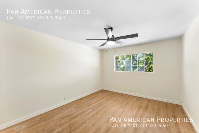 Building Photo - 4484 La Deney St