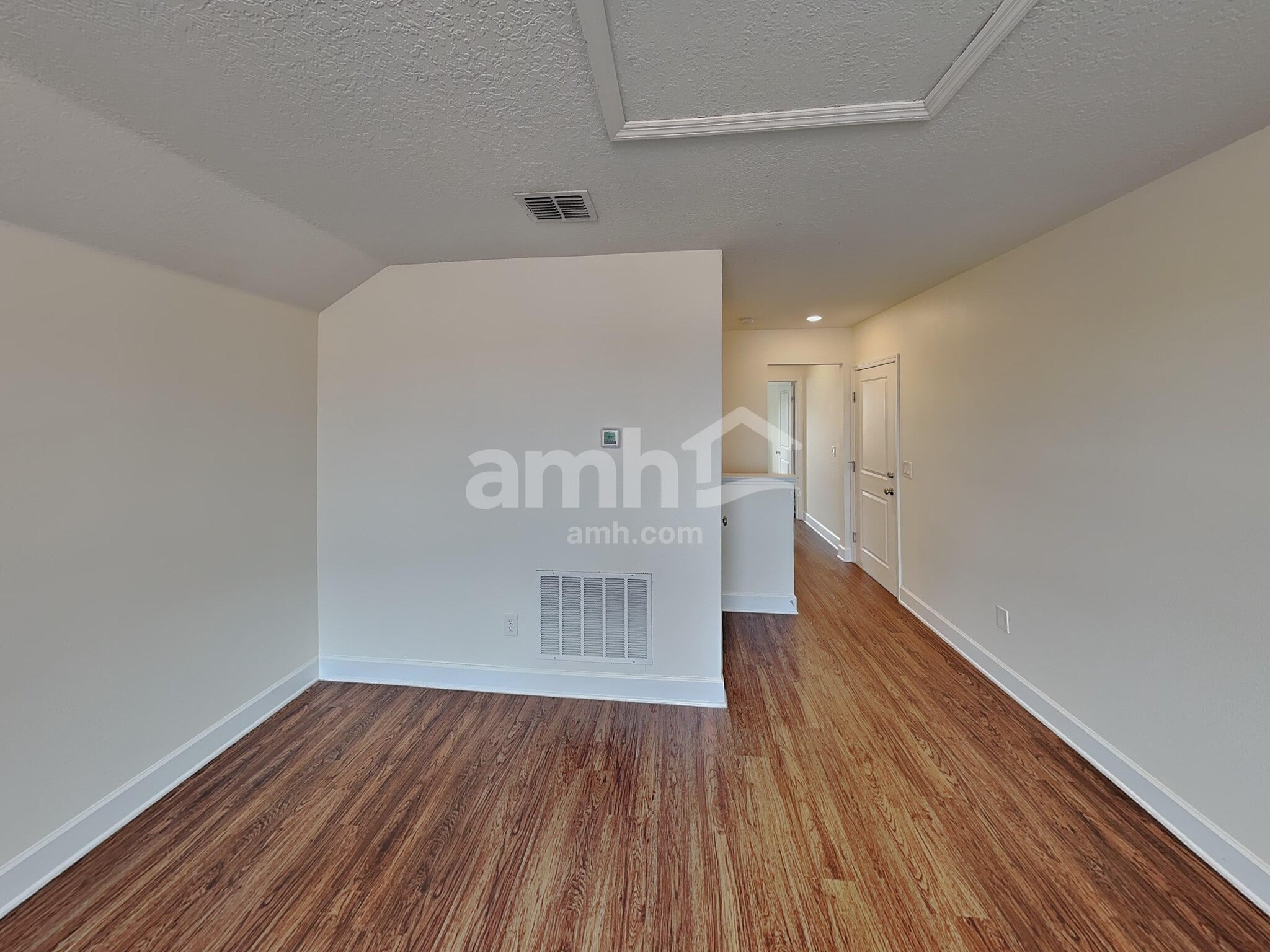 Building Photo - 233 Crestrun Loop