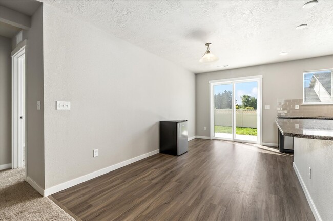 Building Photo - Charming 3 Bedroom Home in Nampa _ Pet Fri...