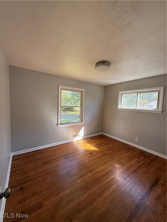 Building Photo - 852 Washington St